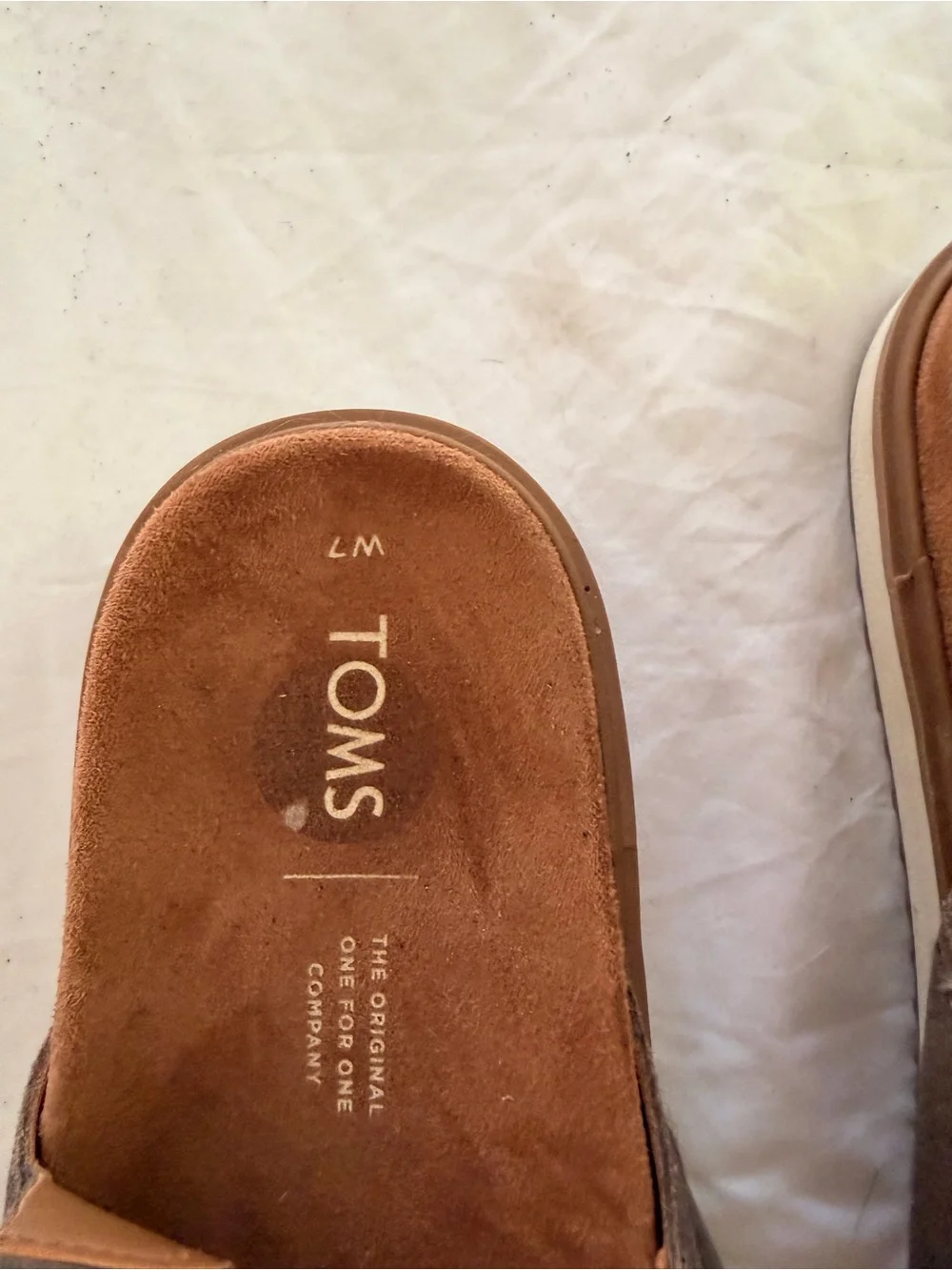 TOMS Women's Taupe Crisscross Leather Sandals